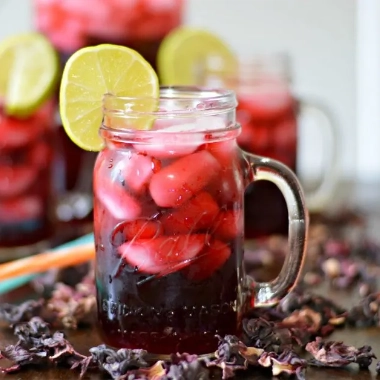 Home hibiscus drink