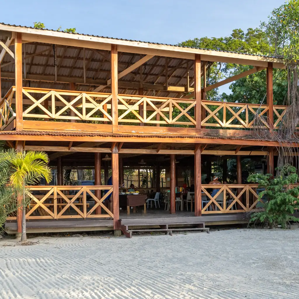 Roatan Cruise Excursions restaurant