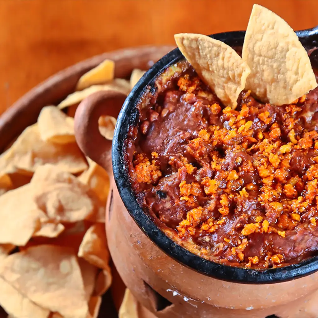 Roatan Cruise Excursions anafre beans and chips with sausage1024