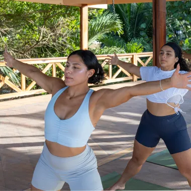 Experiences girls yoga class